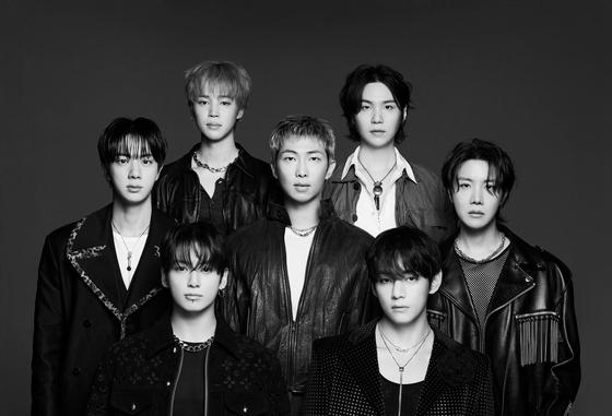 모두 기다린 컴백…BTS, 역대급 광화문광장 공연 후 발걸음은 '세계로' [N초점]