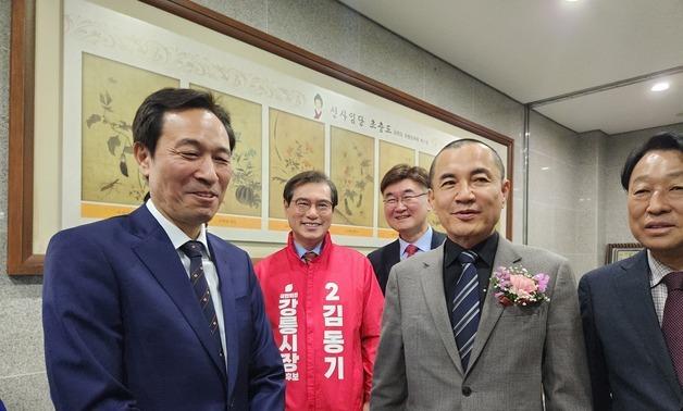 김진태 "정책 일관성" vs 우상호 "재검토"…강원도 신청사 두고 공방(종합)