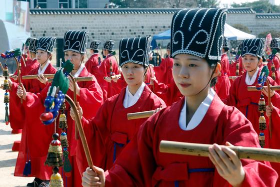 [뉴스1 PICK]성균관·전국 향교서 석전대제 거행…'공자와 선현의 도 기려'