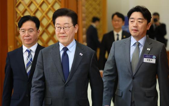 "그알 사과해" 고발당한 李대통령…강요죄 인정될까