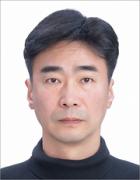 정교분리 모범은 헌신과 절제