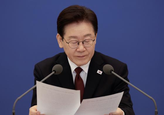 李대통령 국정운영 긍정 69%…NBS "취임 이래 최고"(2보)