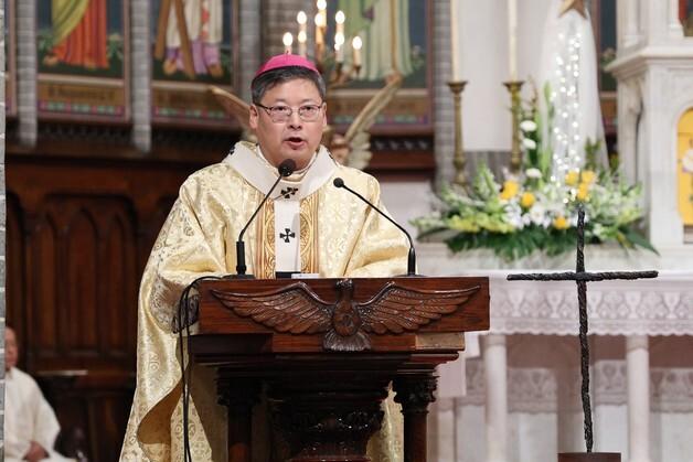 정순택 "빈 무덤은 절망 아닌 새 생명의 자리"…부활 메시지