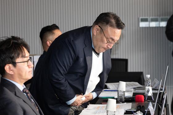 '국힘 오디션 심사' 이혁재 "'룸살롱 폭행' 10년전 일…날 못 죽여 안달" 