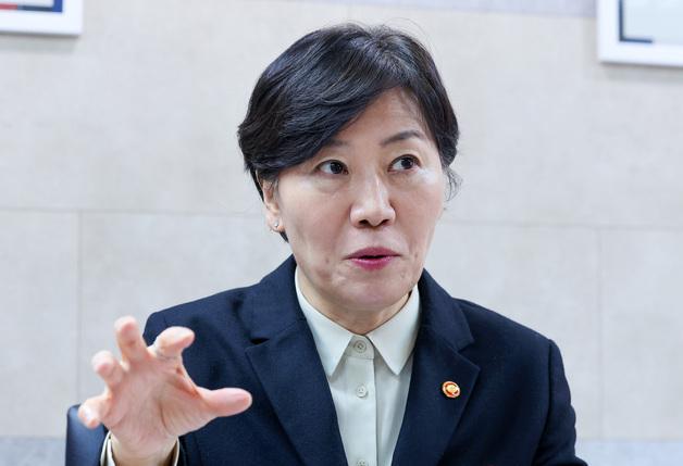 송미령 "사상 첫 '농지 전수조사' 계획…조만간 발표"