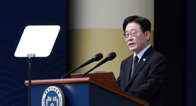 李 '北사과' 발언 공방…野 "또다시 침묵" 與 "정치 공세"