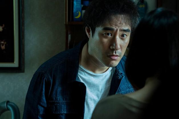 7년 만에 세상 밖으로…익숙함으로만 끝낸 '끝장수사'