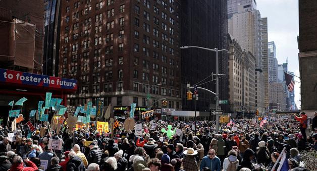 반트럼프 800만 '노 킹스' 3번째 외침…전쟁·이민단속 분노