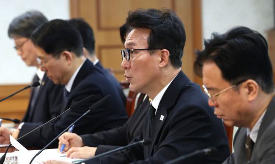 비상경제본부회의 주재하는 김민석 총리