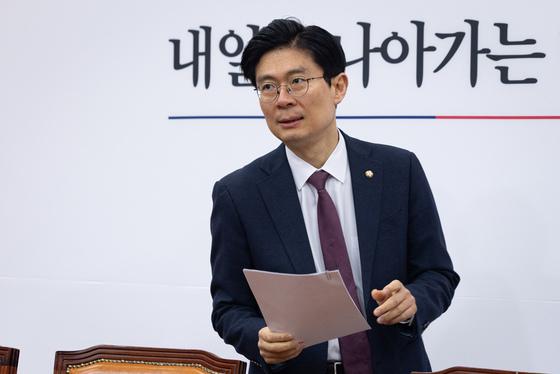 국힘 인재영입 3호…'남녀공학 논란 봉합' 동덕여대 출신 등 5명