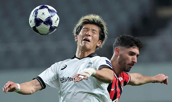 치열한 클럽 한일전