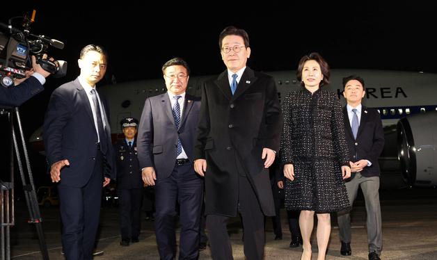 싱가포르·필리핀 국빈방문 마친 이재명 대통령