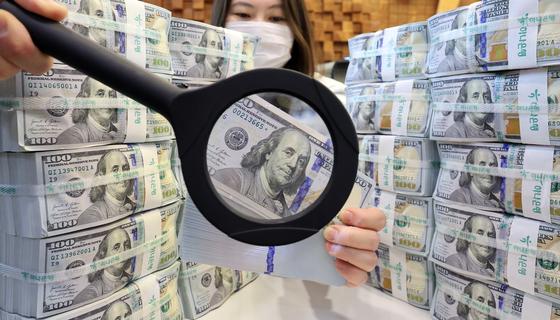 수수료 무료·자동 모으기…1500원 '뉴노멀' 환율에 인뱅 환전 서비스 인기