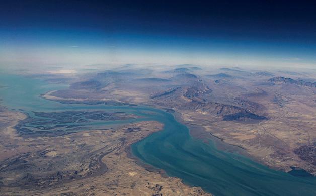 호르무즈 봉쇄에 '나프타 쇼크'…석화업계 연쇄 셧다운 공포 확산