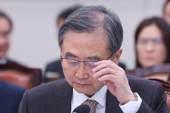 조현 "교민 3000명 UAE 민항기 재개…전세기도 추진"