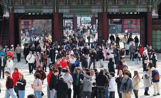 내일 아침 최저 -5도 '쌀쌀' 큰 일교차…전국 미세먼지 '나쁨'