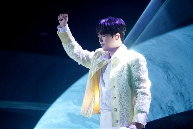 이찬원, 전국투어 콘서트 '찬가' 광주 공연 성료…197분간의 추억