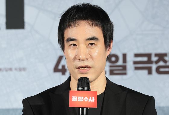 배성우, 6년 만의 첫 영화 행사서 고개 숙였다…"음주운전 과오 진심 사과" 