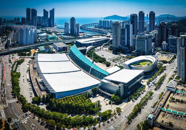 "주택관리도 산업"…벡스코서 공동주택관리산업박람회