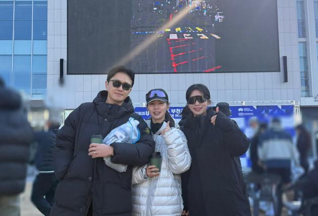 '세딸 입양' 진태현 "왜 남의 자식 자녀 삼냐고 수군…보이기 위한 삶 아냐"