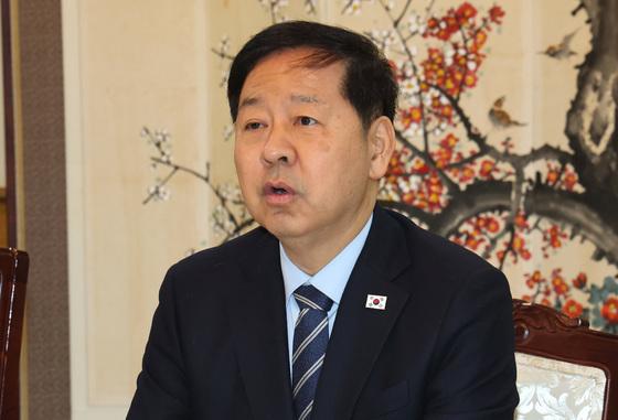 구윤철 "달러 강제 매각 실시 가짜뉴스에 엄정 대응"