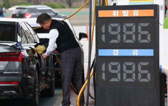 한은 "안정대책에 3월 물가 소폭 확대 그쳐…4월 이후 상승 압력 더 커"