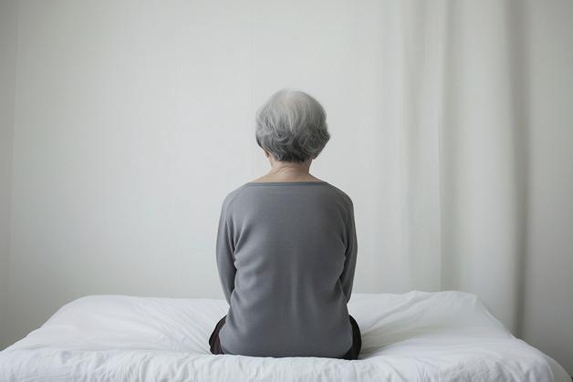 "세수도 안 하고 속옷도 안 빤다"…위생 포기한 시어머니, 며느리 골머리