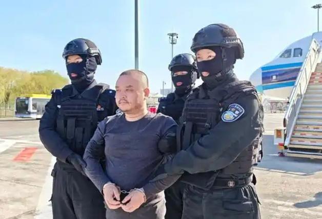 中, 캄보디아 스캠 핵심 후이원그룹 회장 압송…北암호화폐 세탁도