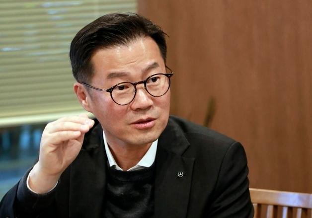벤츠 '정찰·직판제' 시작 "가격 변화 안 커…할인율 커지는 모델도"