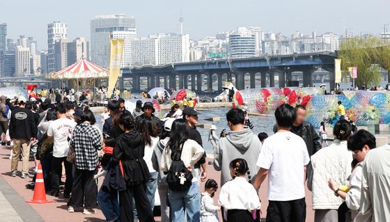 순천 28.3도 '올봄 최고'…한낮 초여름, 일교차 15도 주의