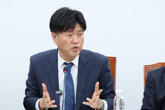 '김용 공천 지지' 51명…與의원들 "정치검찰 피해자, 배제돼선 안 돼"