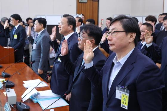 "'검사가 술 따라줬다' 100% 들었다"…이화영 동료 재소자 증언