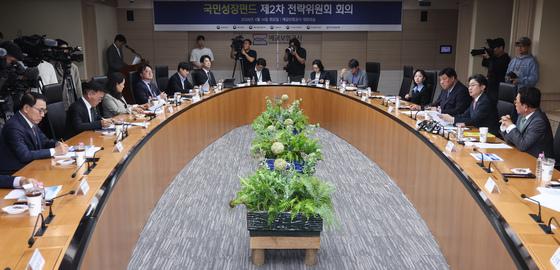 산은·신한자산운용, 국민성장펀드 정책성펀드 5.85조 '역대 최대'