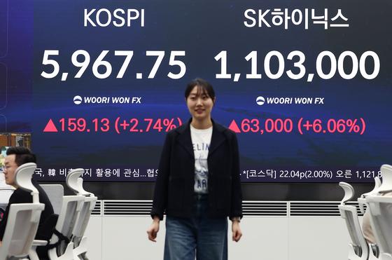 IBK證 "SK하이닉스, 1분기 사상 최대 실적 전망…목표가 180만원"