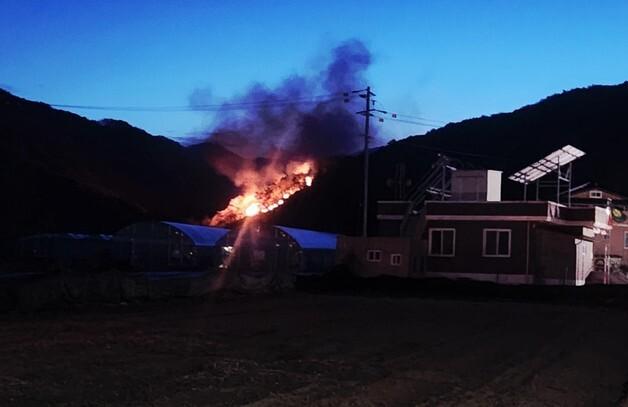 상주 정재수 기념관 인근 야산서 불…진화 중 