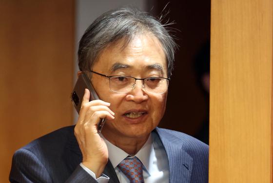 조현 "호르무즈 韓 선박 정보, 美·이란·GCC에 제공…안전 보장 요청"