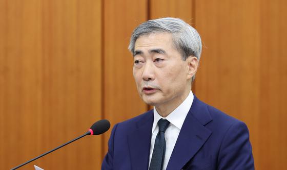 인사청문회 발언하는 신현송 후보자