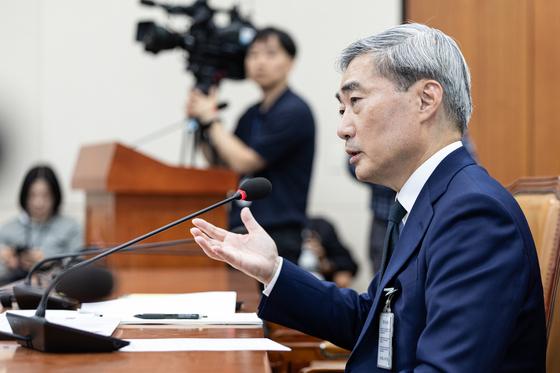 신현송 "통화정책으로 가계부채 못잡아…DSR 등 거시건전성 정책 써야"