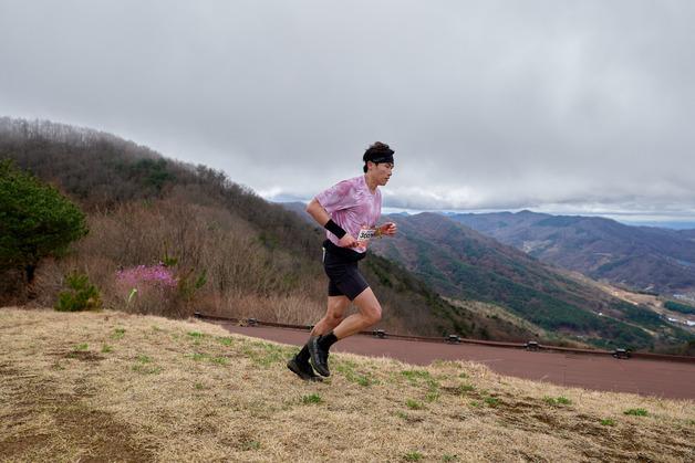 코오롱스포츠, 기술력 검증할 선수단 창단…현장형 R&D 강화