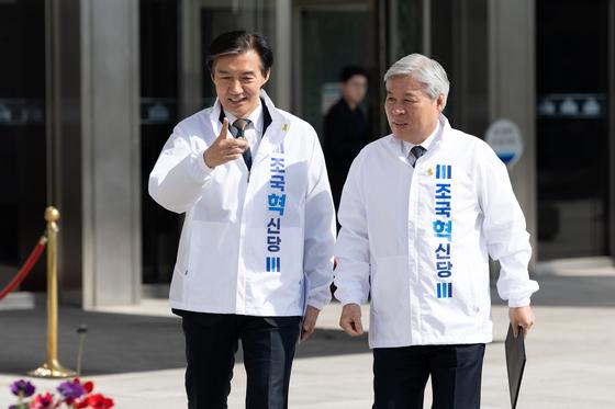 조국 "국힘, 내 SNS 실시간 감시? 수고 많다…국힘만은 반드시 꺾겠다"