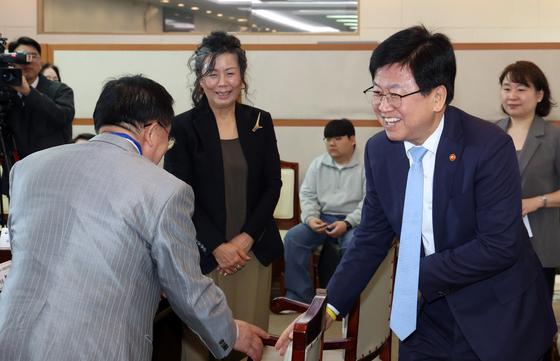 최교진, 세종서 학생·교사·학부모 1000명과 걷는다…'마음동행' 참여