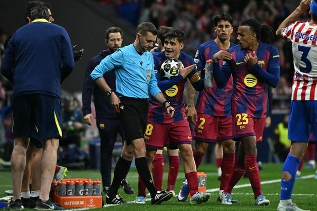 "심판 때문에 UCL 탈락했다"…바르사, UEFA에 공식 항의