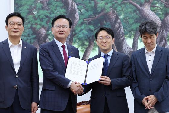 광주 4곳 중대선거구제 최초 도입 등 법사위 통과…본회의 간다(종합)