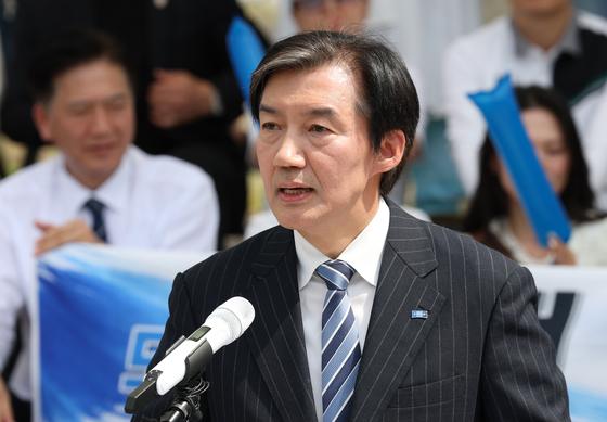 조국 "평택을, 유권자가 판 정리할 것…3표 차로 제가 이긴다"