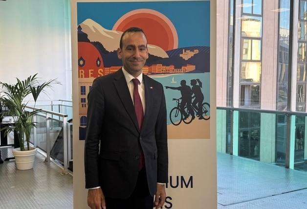 "부럽다 관광 대국"…프랑스, 지정학 위기 뚫고 수입 136조 '사상 최대'