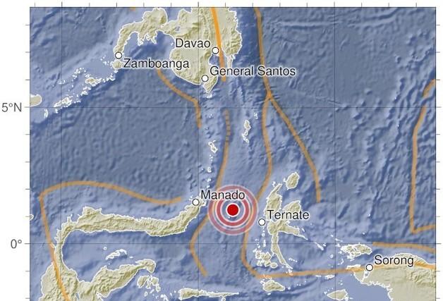 인니 동부 섬에 7.8 강진…"진앙 1000㎞ 이내 쓰나미 가능성"