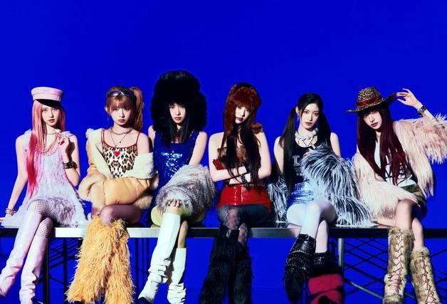 아이브 '뱅뱅', 3월 월간 차트 2관왕 달성…음원·음방·화제성 '올킬'