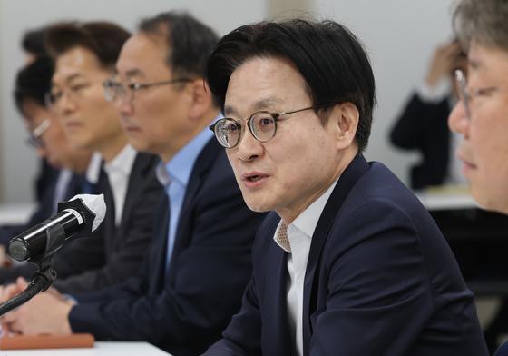 김정관 "의료·생필품·핵심산업 공급망 차질없게 관리"…반월·시화산단 점검