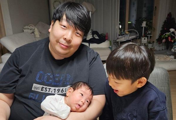 100일 딸 둔 '다둥이 아빠'…뇌사로 7명 살리고 하늘로