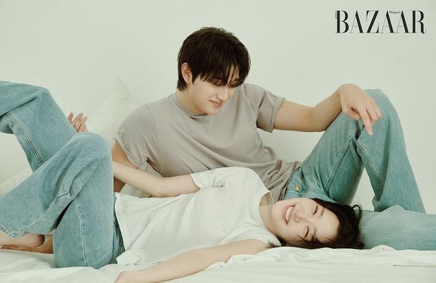 김고은·김재원 밀착 포옹…핑크빛 케미 넘치는 커플 투샷 [N화보]